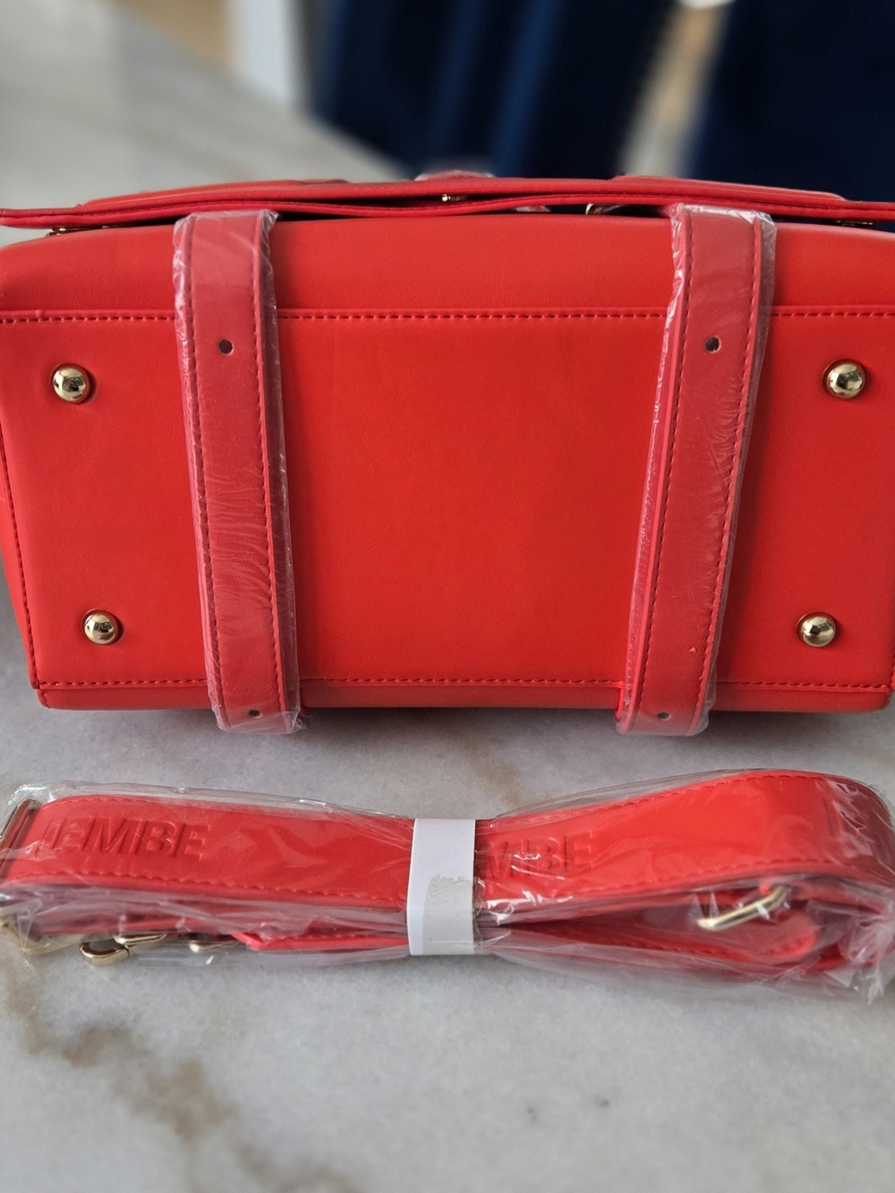 IEMBE Red Structured Tote Handbag - Picture 4 of 4